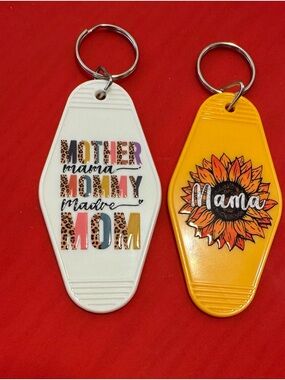 Mama Key & Card Holder Set — White and Yellow